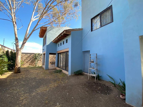 Imagen 13 de 27 de Casa Residencial En Renta Amueblada Con Jardín En Privada De