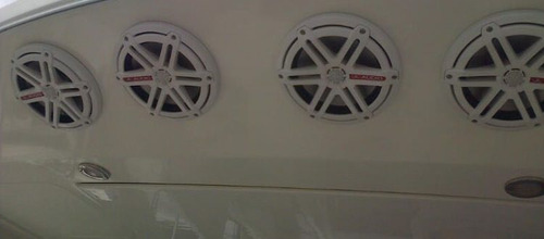 Benetau Gran Turismo 34 Pies