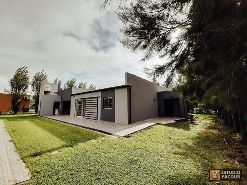 Imagen 8 de 30 de Casa Venta 2 Dormitorios 1 Baño Terreno 31 X 50 - 1550 Mts 2 Totales - Villa Parque Sicardi