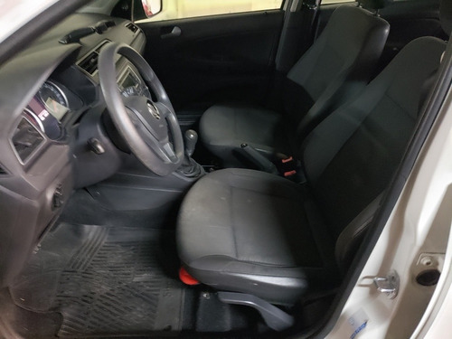Imagen 5 de 8 de Volkswagen Gol Trend 1.6 2017