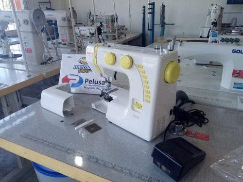 Imagen 7 de 10 de Janome 2032x + Tijera Y Falso Overlock De Regalo!!!!! Gtía.