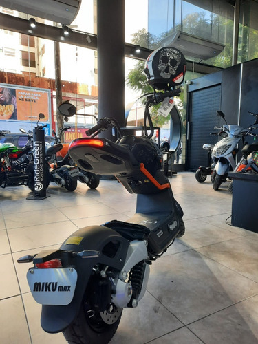 Imagen 14 de 21 de Moto Electrica Sunra Miku Max Litio 800w - Ridegreen