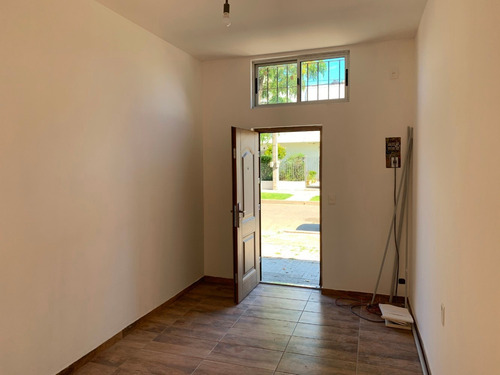 Apartamento Alquiler 1 Dormitorio Unión Al Frente Con Patio
