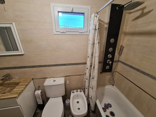 Imagen 20 de 30 de Venta Casa 3 Dormitorios Con Pileta, Cipolletti