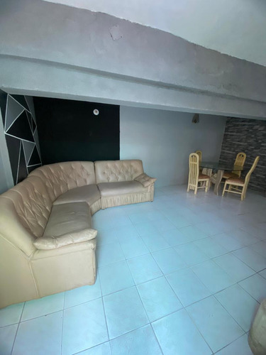 Se Vende Casa/urbanización Andrés Bello Maracay/pg1112