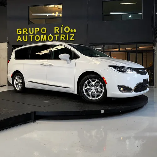 Chrysler Pacifica 2020