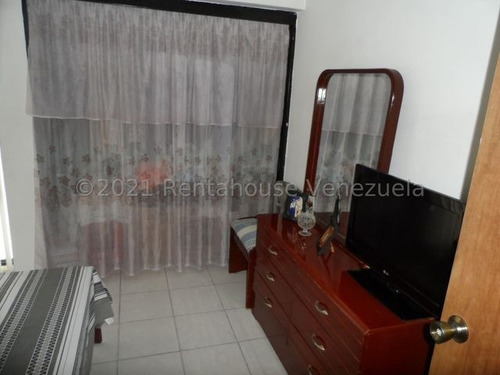 Imagen 10 de 18 de Apartamento En Venta 22-12097 Yubelys Martínez Rent-a-house