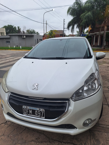 Peugeot 208 1.5 Allure