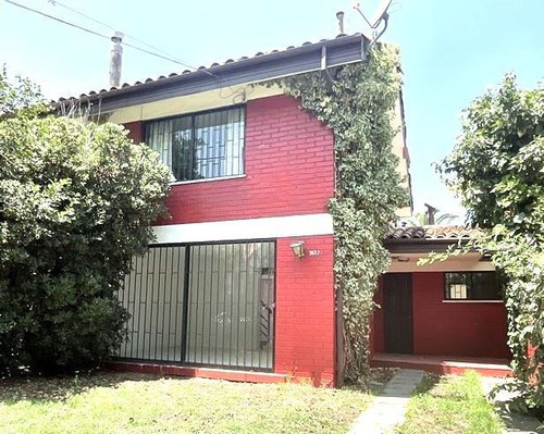 Casa En Arriendo De 4 Dorm. En Las Condes