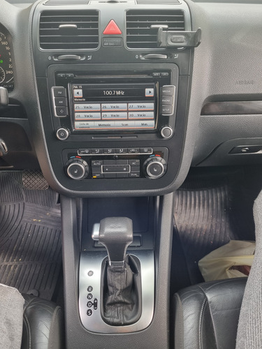 Volkswagen Vento 2.5 Luxury Tiptronic 170cv