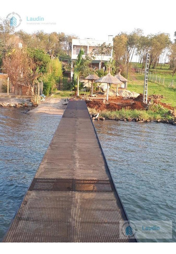 Imagen 3 de 11 de Se Vende Importante Chalet Sobre El Río - Posadas