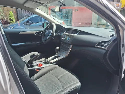 Nissan Sentra 1.8 Advance At
