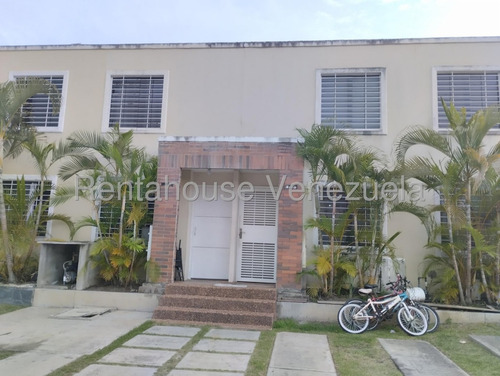 Manuel Perez Alquila Town House En Caminos De Tarabana, Cabudare 25-9980