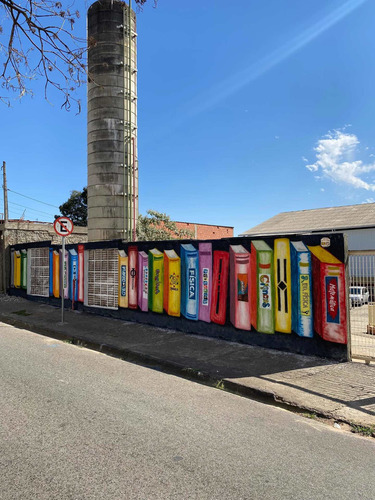 Imagem 3 de 5 de Serviço De Grafite E Pintura.