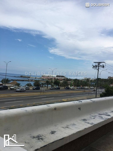 Imagen 8 de 10 de Apartamento En Alquiler En Macuto, Bajada El Playón, Av. La Playa Frente Al Balneario, Residencias Camurichico Edo. La Guaira Aa-mto001