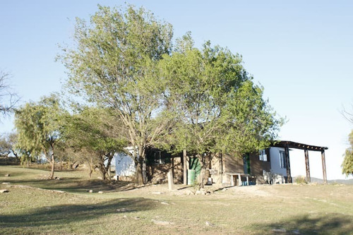 Imagen 2 de 14 de Casa De Campo Sobre Rio San Antonio, Carlos Paz, Mayu Sumaj