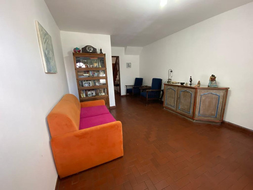 Venta Duplex 2 Dormitorios Con Terreza En Haedo