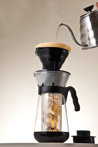 Cafeteira quente e fosca Hario V60 Fretta, 23,7 fl oz,. Cor: Preto