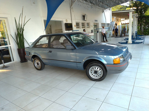 Imagem 6 de 9 de Ford Escort 1.6 L 8v Gasolina 2p Manual