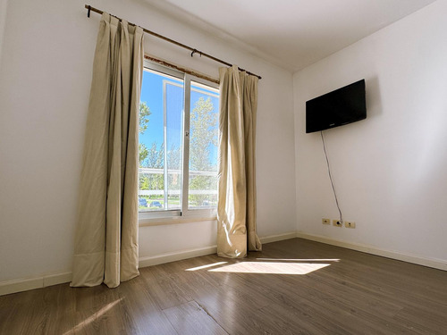 Departamento En Alquiler En Condominios De La Bahía De Portezuelo, Nordelta