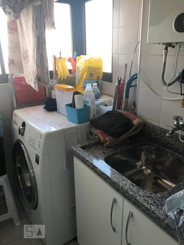 Apartamento À Venda - Vila Das Mercês, 2 Quartos, 70 - S893134837