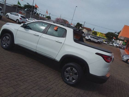 Imagem 6 de 9 de Fiat Toro 1.8 16v Evo Flex Freedom At6