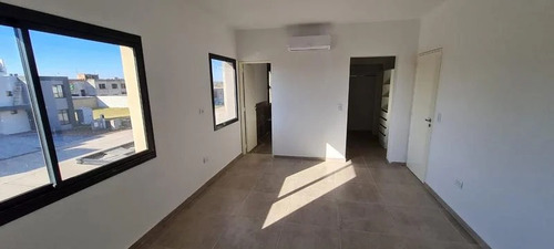 Imagen 11 de 13 de Duplex En Venta En San Ignacio Manantiales