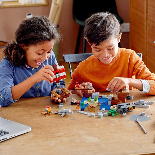 Kit De Construcción Lego Minecraft The Pirate Ship Adventure