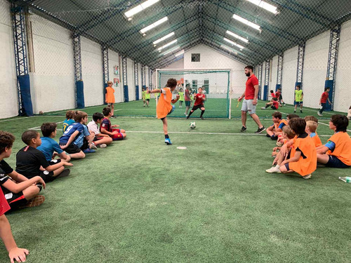 Imagen 3 de 4 de Alquiler Parrillero Canchas Y Cumpleaños