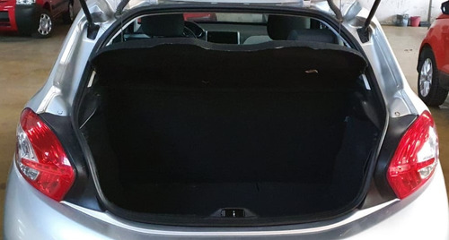 Peugeot 208 1.5 Allure Touchscreen