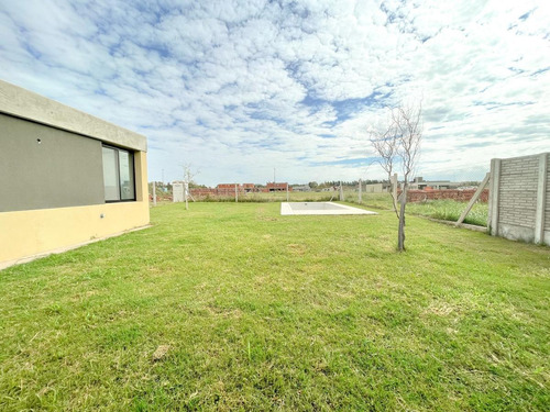 Imagen 10 de 18 de Casa 2 Dorm. - Don Mateo - Funes .