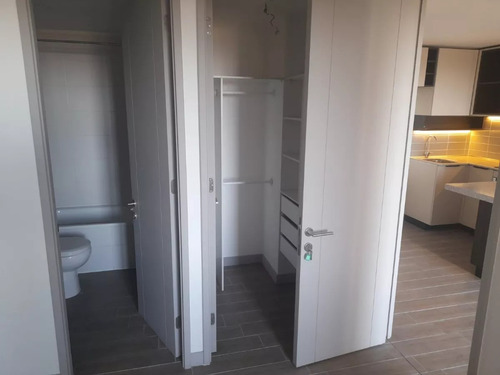 Depto Blanco Encalada/beauchef 1dorm/estac/bod (metro)