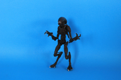 Alien Xenomorph Hiya Toys (Usado)