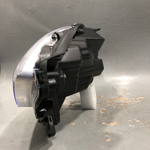 Faro Derecho Suzuki Swift 2017 2018 2019 2020 (Usado)