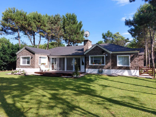 Imagen 2 de 24 de Casa En Venta - 4 Ambientes - Barrio La Herradura Pinamar