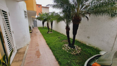 196962 L. P. Alquiler Townhouse, Urb. Manantial, Naguanagua, Solo Clientes