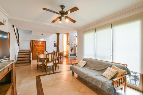 Imagen 5 de 30 de Casa De 4 Dormitorios En Venta Con Pileta En Fisherton Rosario