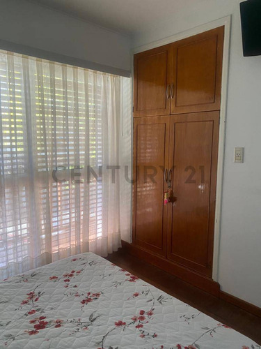 Casa En Venta En La Plata De 3 Dormitorios