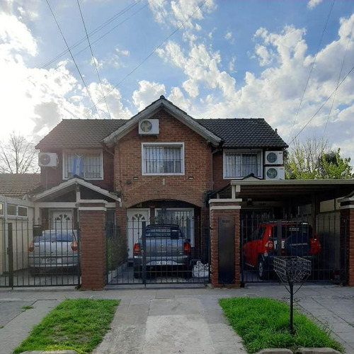 Imagen 1 de 14 de Duplex En Venta En Ituzaingo Norte