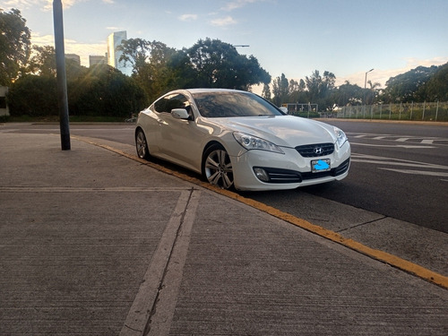 Hyundai Genesis 2011 3.8 Coupe 300cv 6at