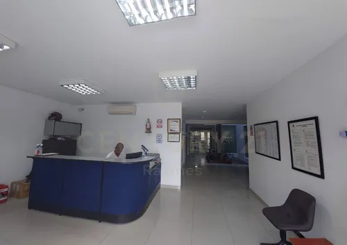 Alquiler Oficinas En La Flora 615mts2