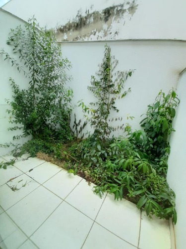 Imagem 2 de 8 de Casa Duplex À Venda, 2 Quartos, 1 Vaga, Baronesa (são Benedito) - Santa Luzia/mg - 2829