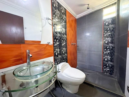 Josseyris Jimenez Vende Casa En Safari Country Club Carabobo