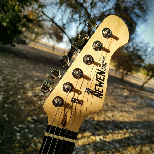 Imagen 5 de 10 de Guitarra Eléctrica Newen St White