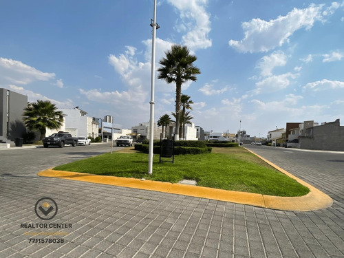 Terreno En Venta Terreno En Zona Plateada 881 M2