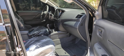 Imagen 8 de 12 de Mitsubishi L 200 L200 L 200 Mitsubishi