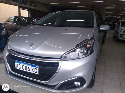 Peugeot 208 1.6 Allure 2018