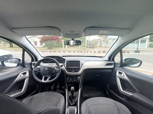 Peugeot 2008 1.6 Allure