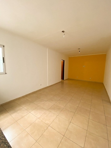 Imagen 4 de 8 de Departamento Tipo Casa En Venta En Valentin Alsina