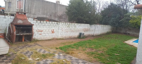 Imagen 11 de 13 de Casa Con Tres Dormitorios En Venta En Ituzaingo Sur